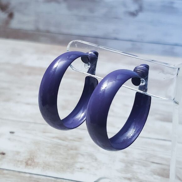 Vintage Clip On Earrings - Retro Purple Hoops 1 & 3/8" - Picture 1 of 8